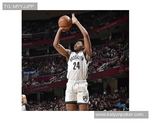 卡梅隆托马斯在进攻中偏爱持球突破而非迅速决策的表现分析 卡梅隆托马斯在进攻中偏爱持球突破而非迅速决策的表现分析