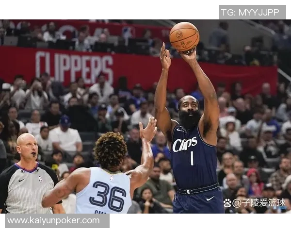 快船战绩惨淡哈登季后赛纪录岌岌可危球队面临十年最大危机 快船战绩惨淡哈登季后赛纪录岌岌可危球队面临十年最大危机