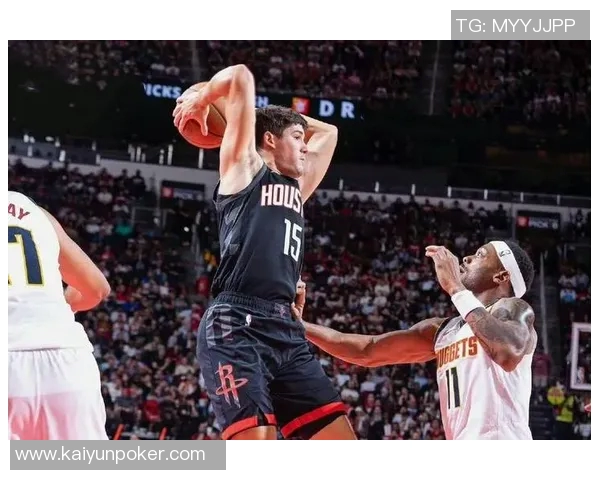 乌度卡称赞戴维森在场上决策能力期待他在球队的表现